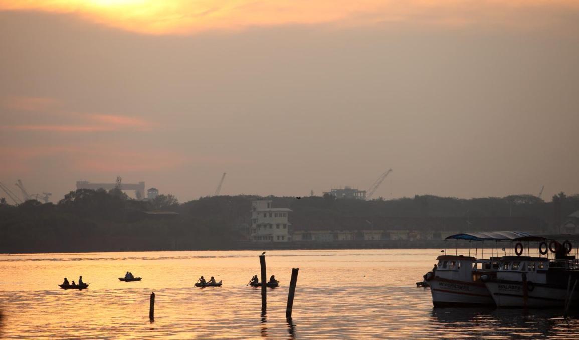 Bloom Boutique Waterfront Fort Kochi Esterno foto