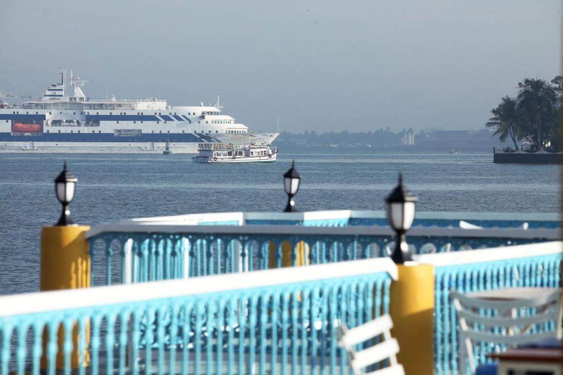 Bloom Boutique Waterfront Fort Kochi Esterno foto